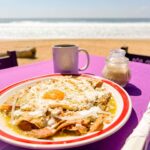 desayuno en la playa zipolite